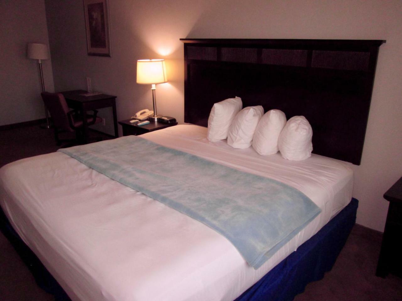 The Avenue Hotel Newark Esterno foto